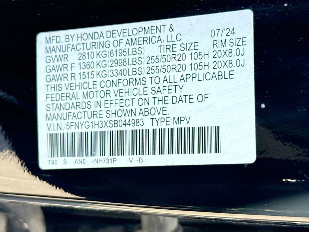 Used 2025 Honda Pilot Sport image 36