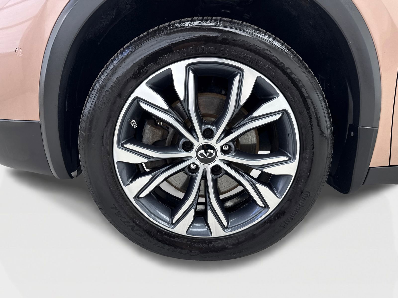 Used 2018 INFINITI QX30 Premium w/ Navigation Package AWD/4WD image 50