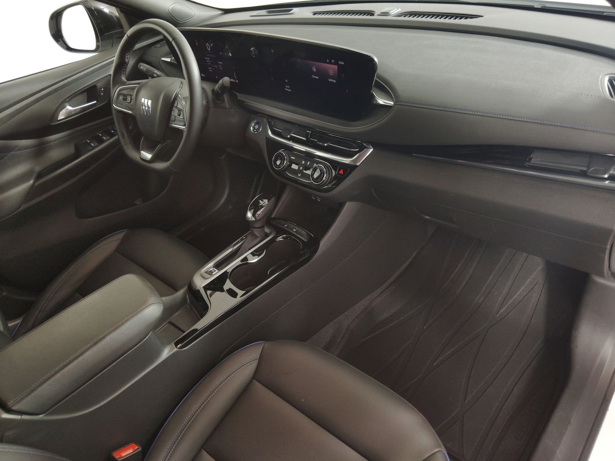 Used 2025 Buick Envista Sport Touring image 25