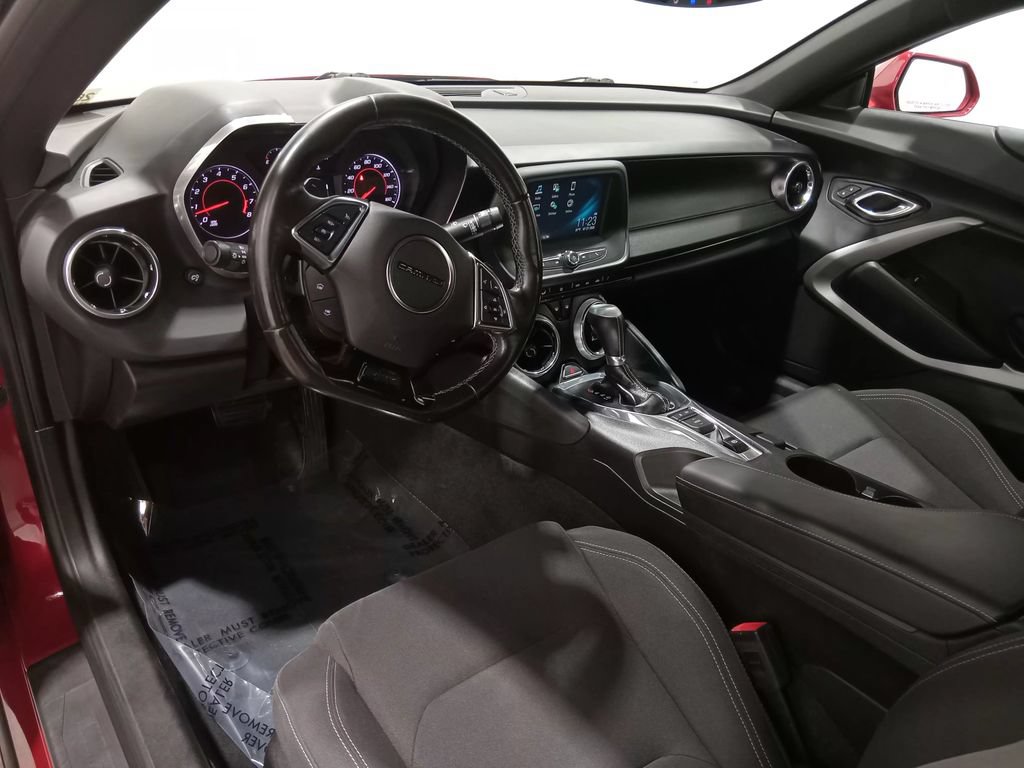 Used 2017 Chevrolet Camaro LT RWD image 13