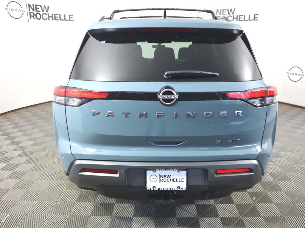 New 2026 Nissan Pathfinder SL image 6