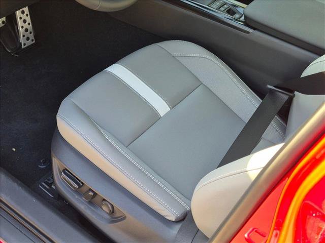 New 2026 Toyota Camry SE FWD image 4