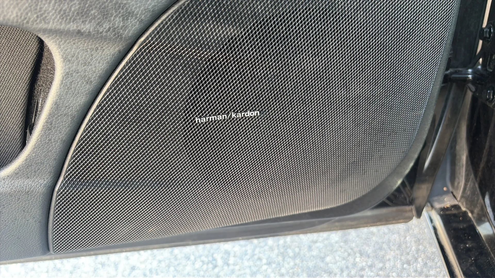 Used 2010 Mercedes-Benz CLS 550 image 31