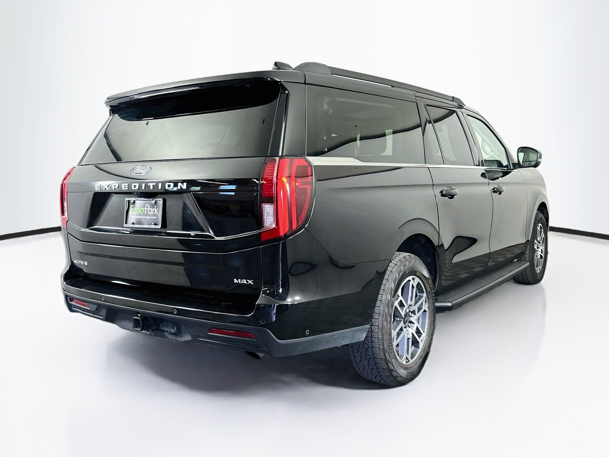 Used 2025 Ford Expedition Max Active AWD/4WD image 9