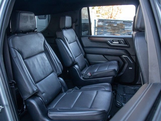 Used 2025 GMC Yukon XL Denali image 22