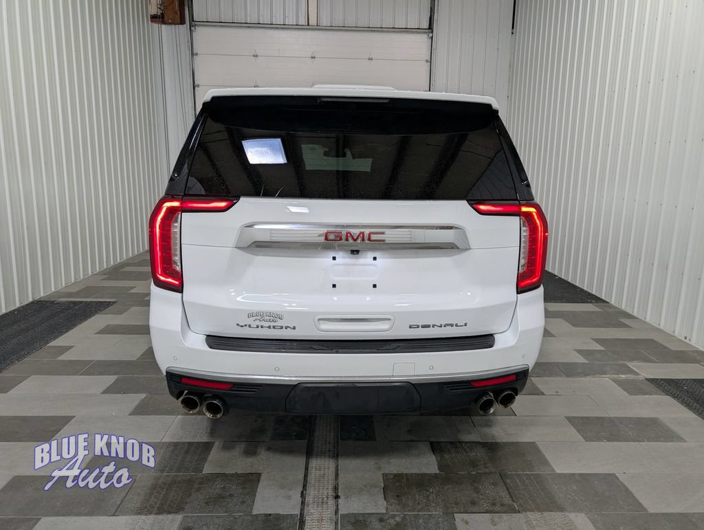 Used 2024 GMC Yukon XL Denali AWD/4WD image 3