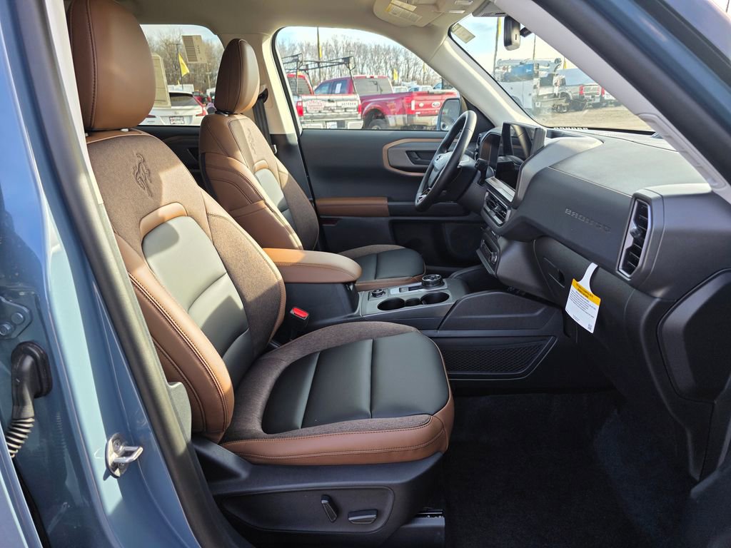 New 2026 Ford Bronco Sport Outer Banks w/ Outer Banks Tech Package+ AWD/4WD image 32