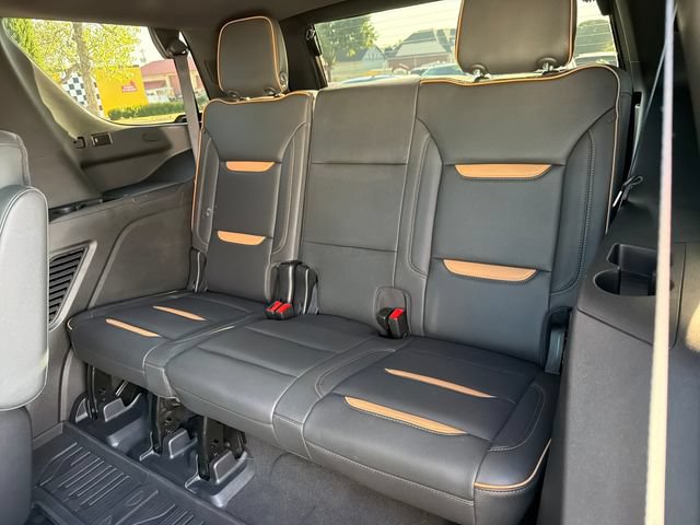 Used 2024 GMC Yukon AT4 w/ Technology Package AWD/4WD image 23