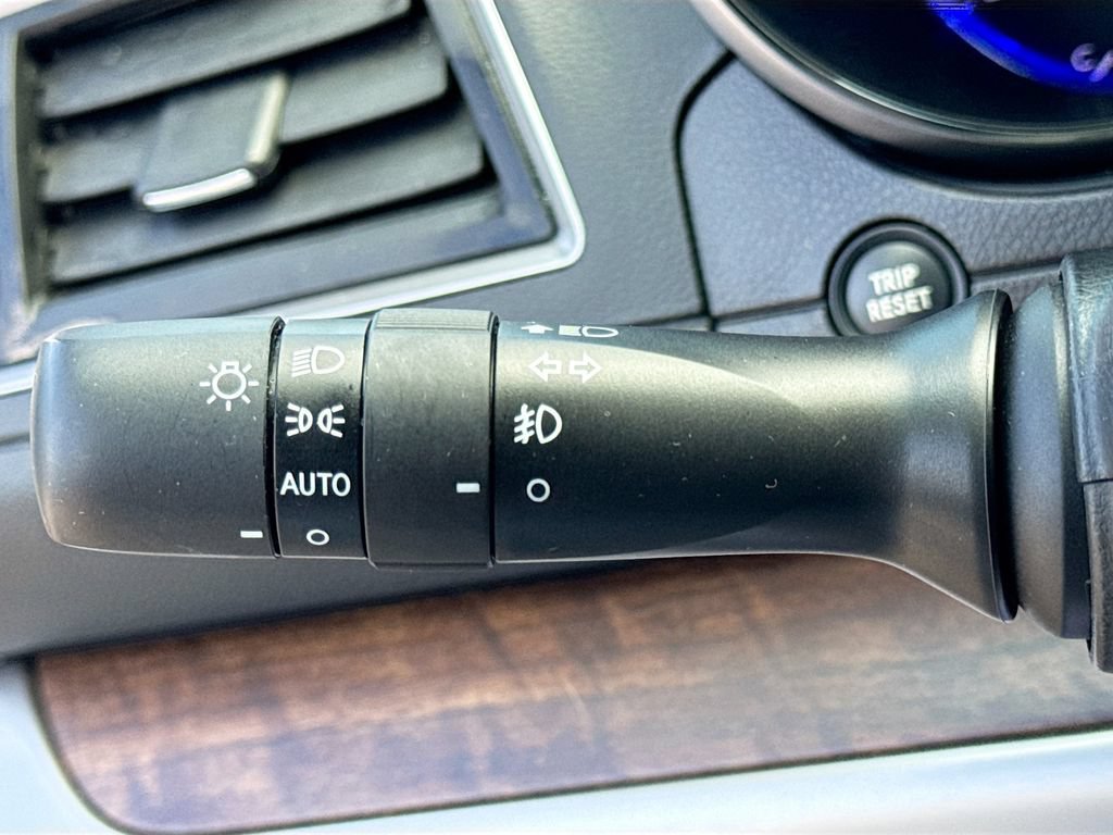 Used 2016 Subaru Outback 2.5i Limited AWD/4WD image 12