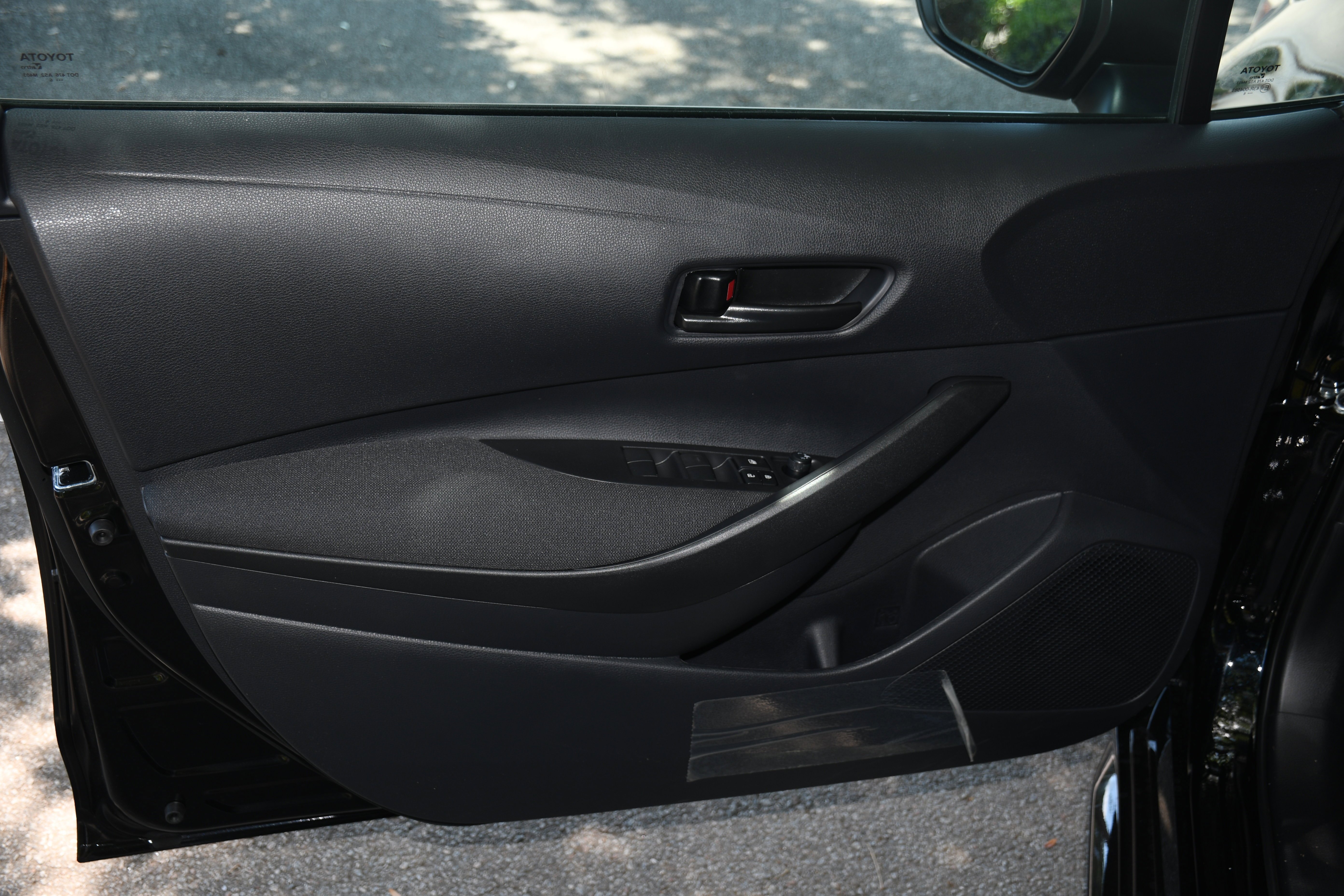 New 2026 Toyota Corolla LE FWD image 5