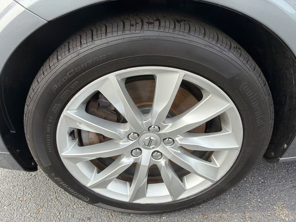 Used 2017 Volvo S90 T6 Momentum w/ Vision Package image 11