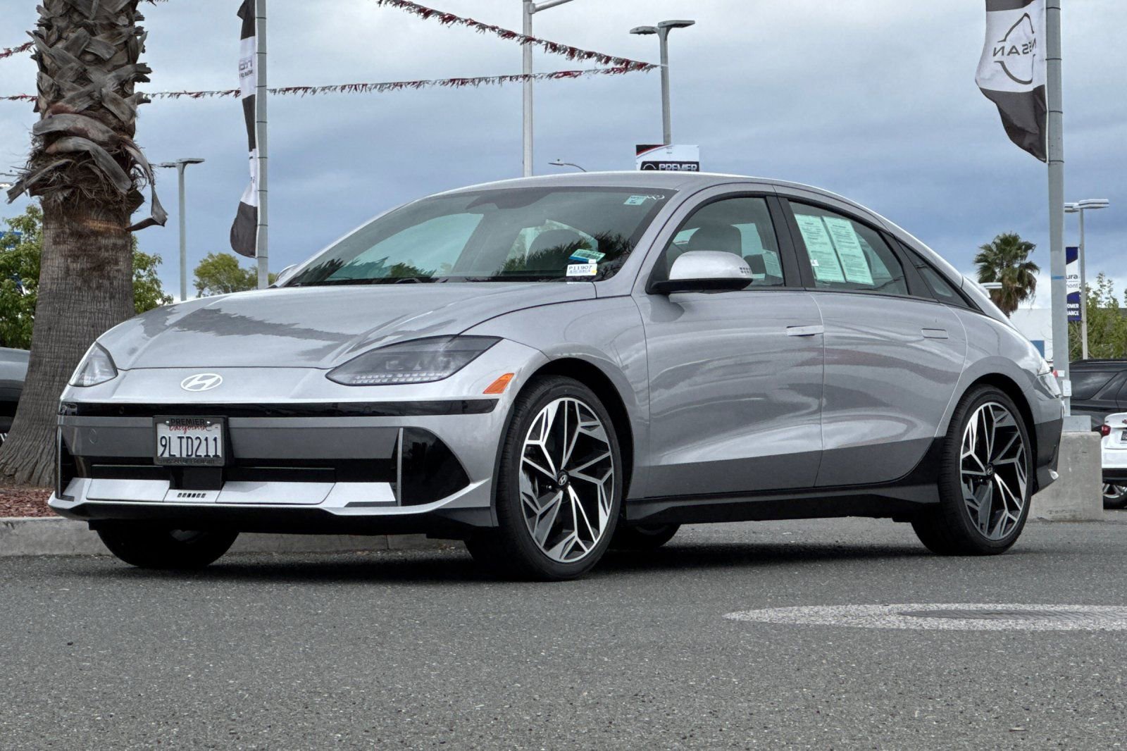 Used 2024 Hyundai Ioniq 6 SEL RWD image 8