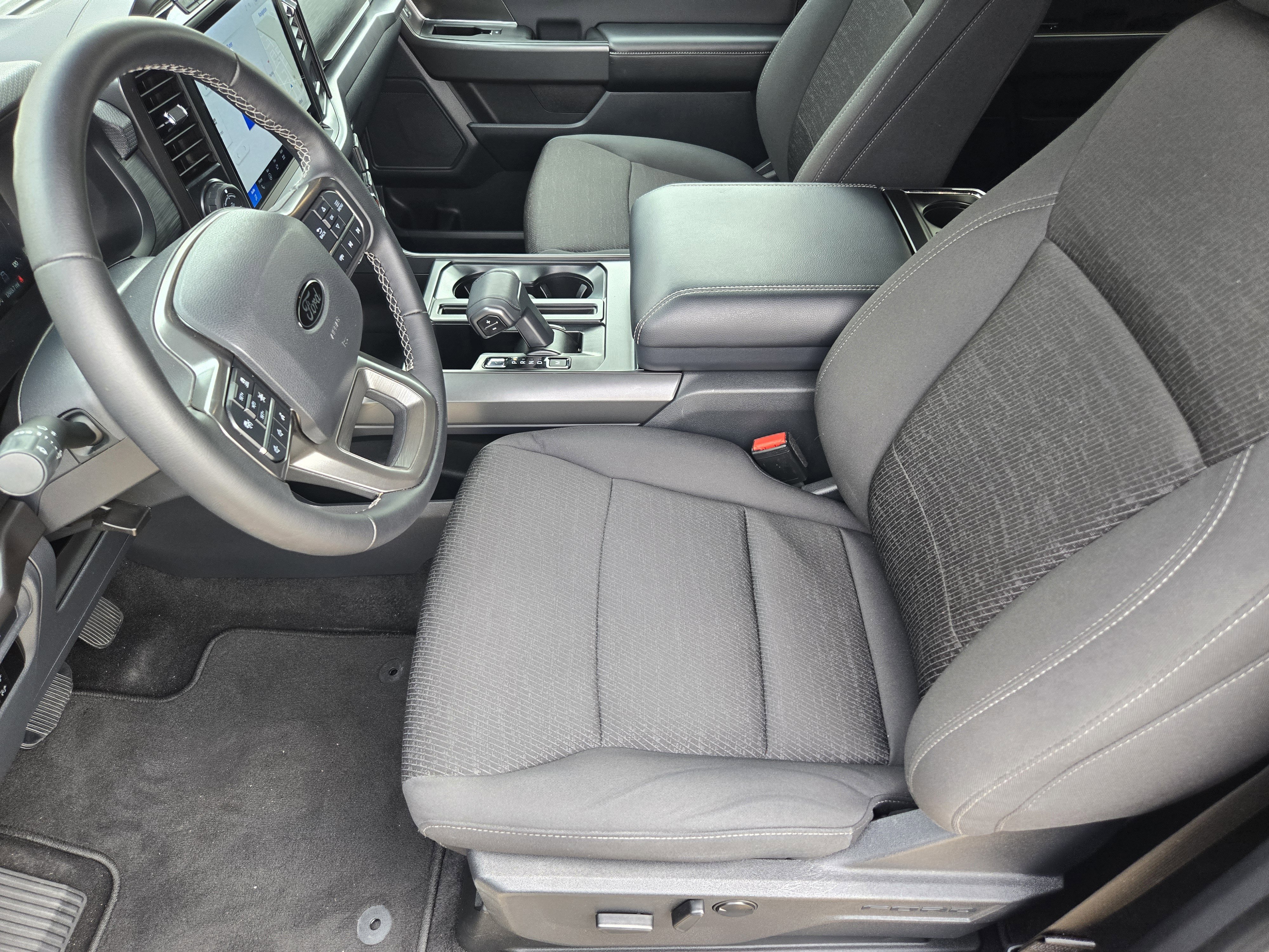 Used 2024 Ford F150 XLT w/ Equipment Group 302A MID RWD image 9