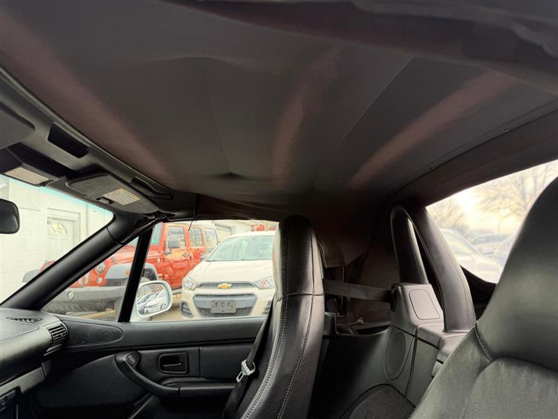 Used 2000 BMW Z3 2.5i RWD image 11