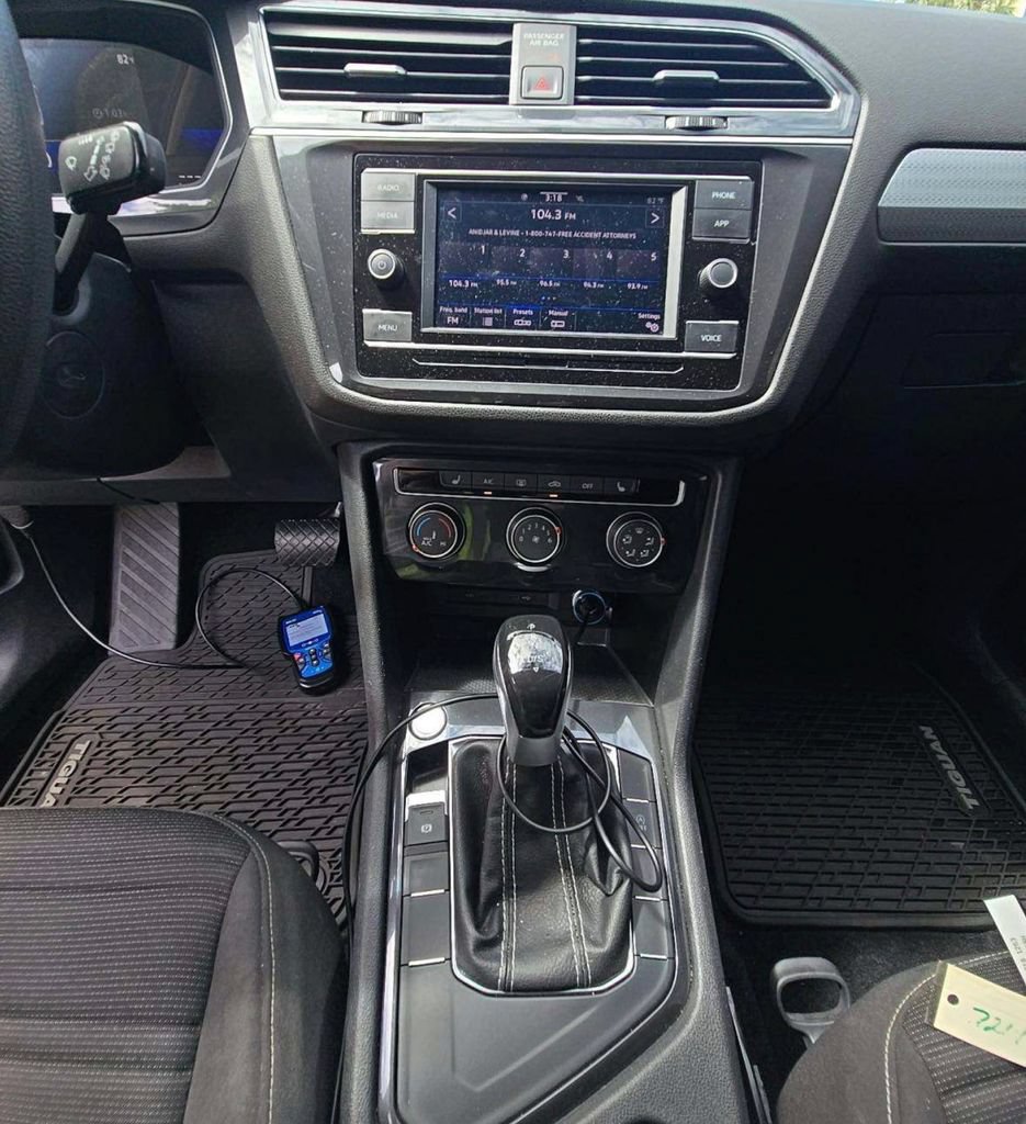 Used 2023 Volkswagen Tiguan S FWD image 8