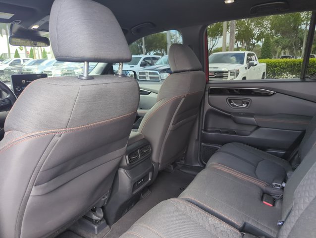 Used 2024 Honda Pilot Sport image 15