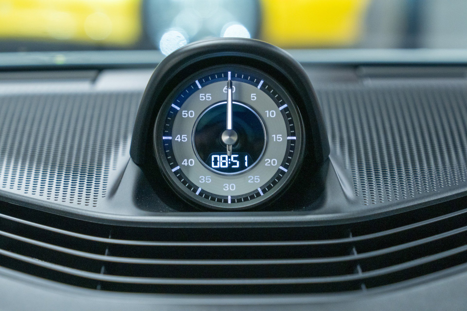 Used 2022 Porsche Taycan Turbo S image 31