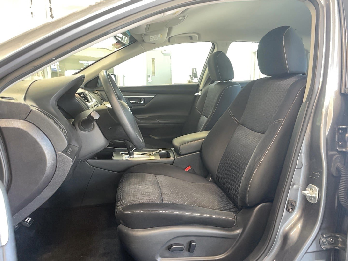 Used 2016 Nissan Altima 2.5 S w/ Power Driver Seat Package FWD image 7