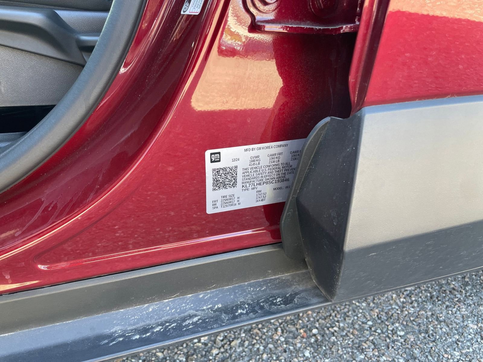 Used 2025 Chevrolet Trax LT image 28