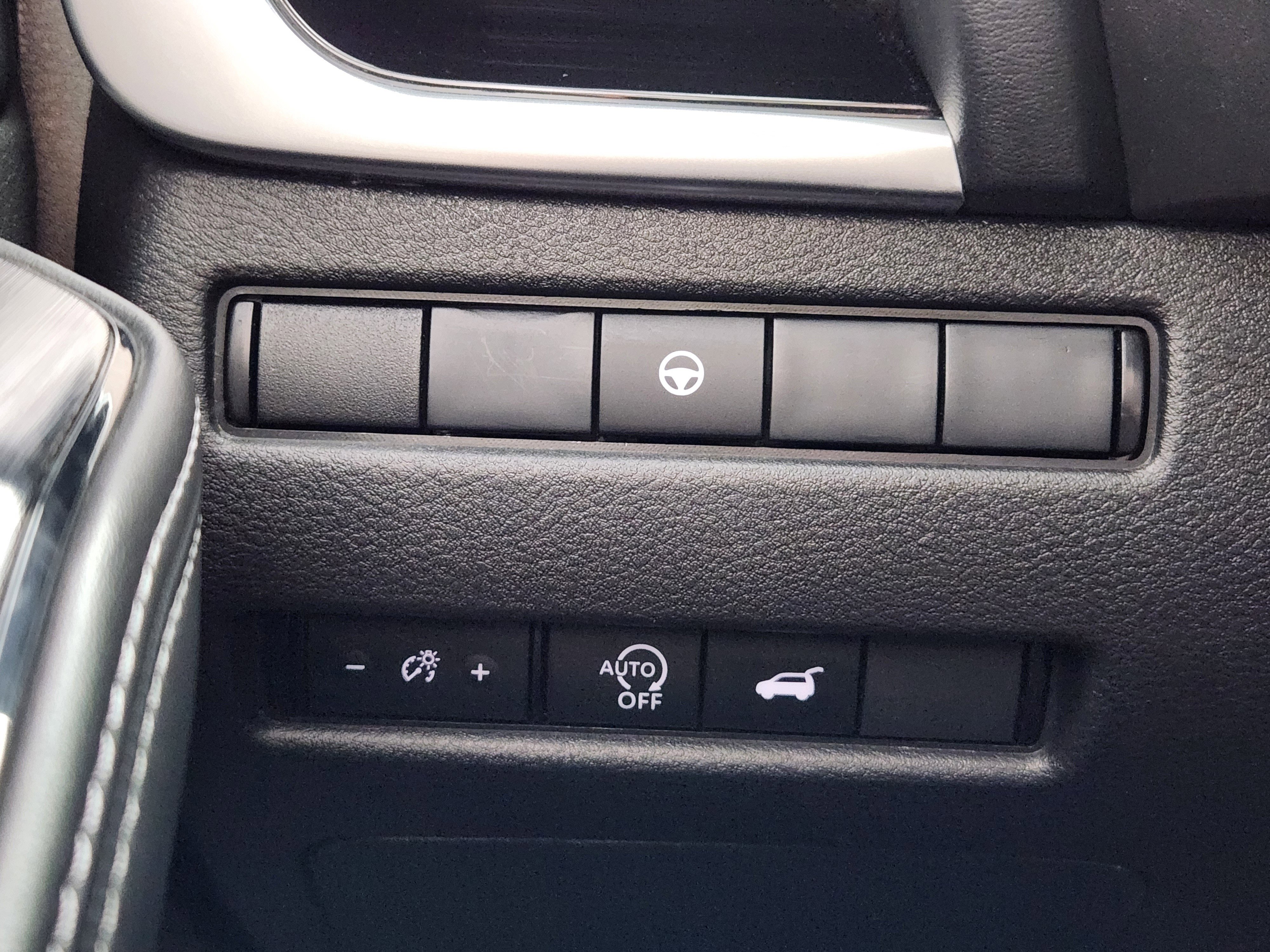 Used 2023 Nissan Rogue SL w/ SL Premium Package image 27