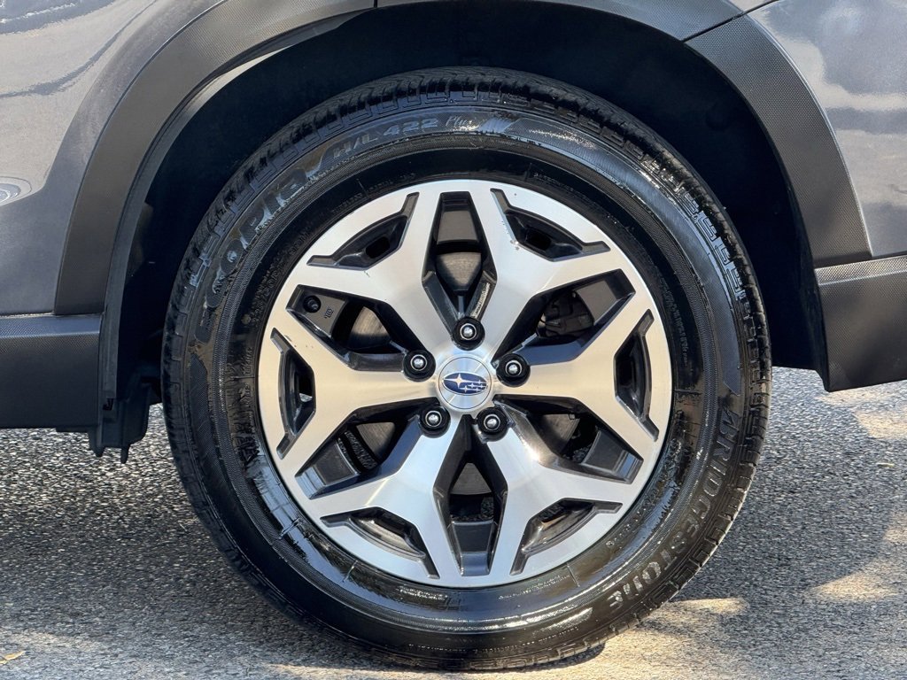 Certified 2023 Subaru Forester Premium image 11