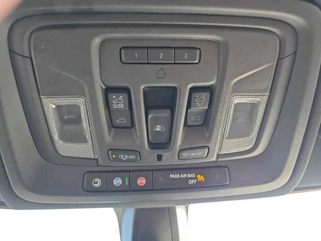 Used 2019 GMC Sierra 1500 AT4 w/ AT4 Premium Package AWD/4WD image 37