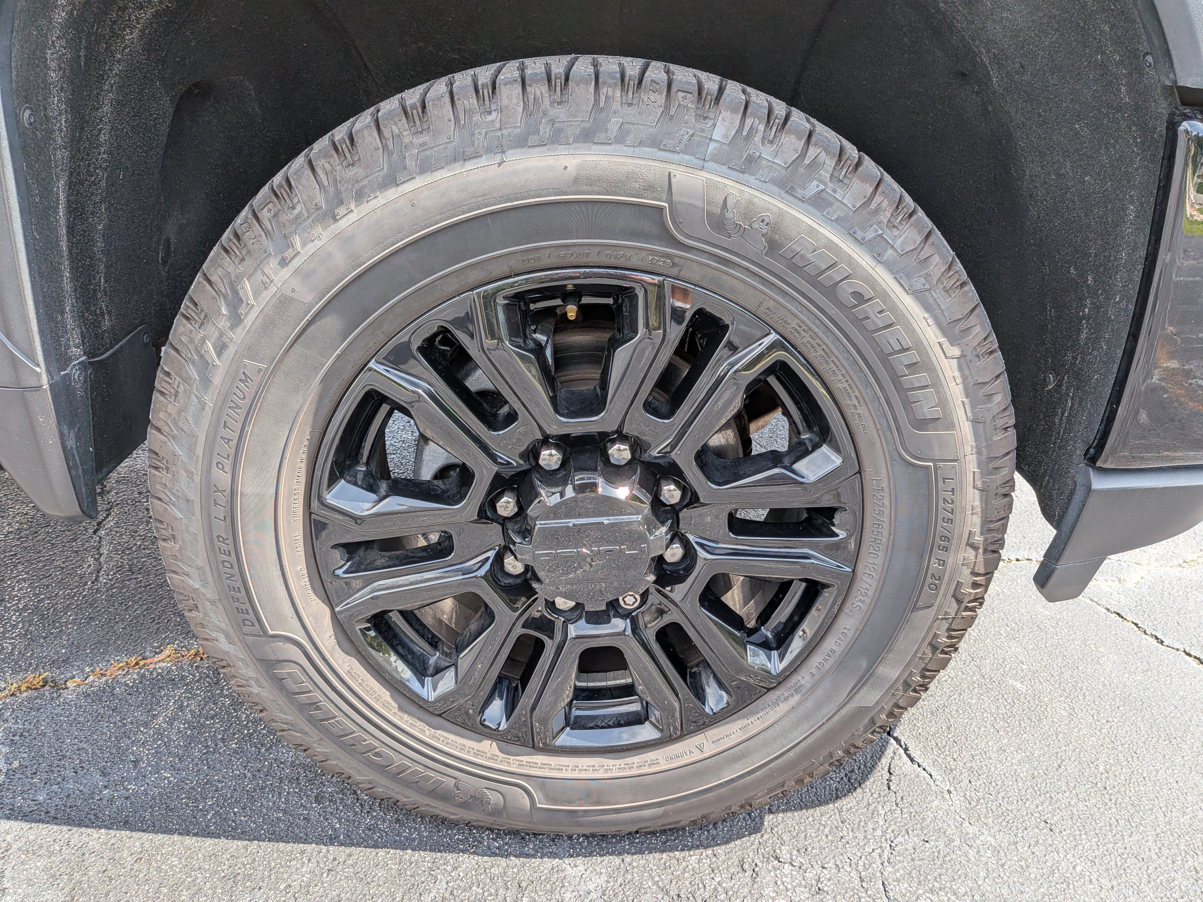 Certified 2021 GMC Sierra 2500 Denali w/ Denali Black Diamond Edition AWD/4WD image 12