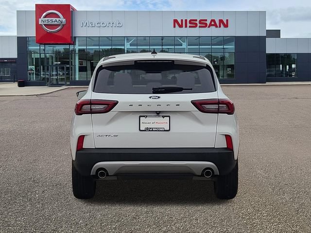 Used 2025 Ford Escape Active FWD image 6