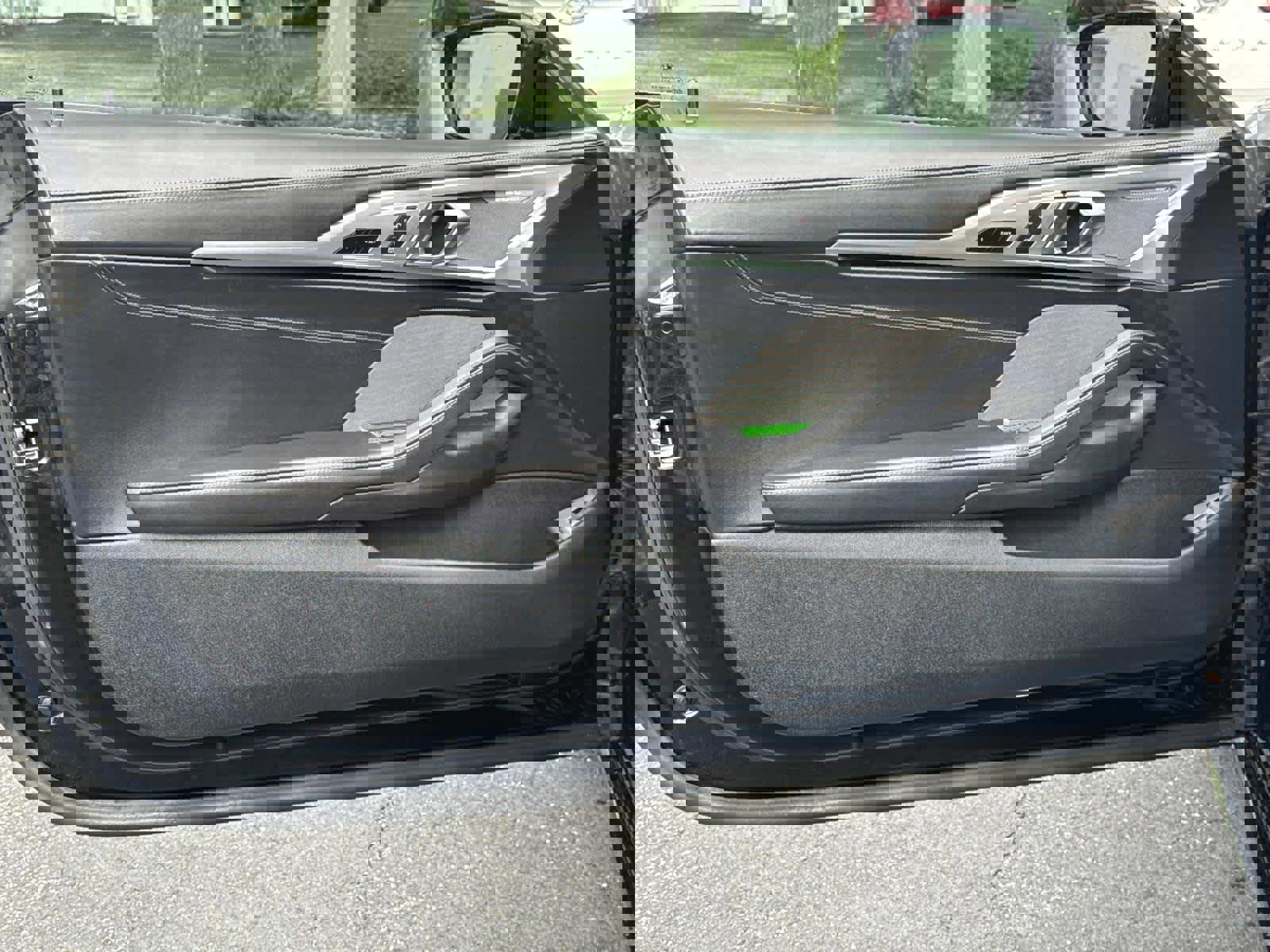 Used 2020 BMW 840i Convertible w/ Comfort Seating Package image 11