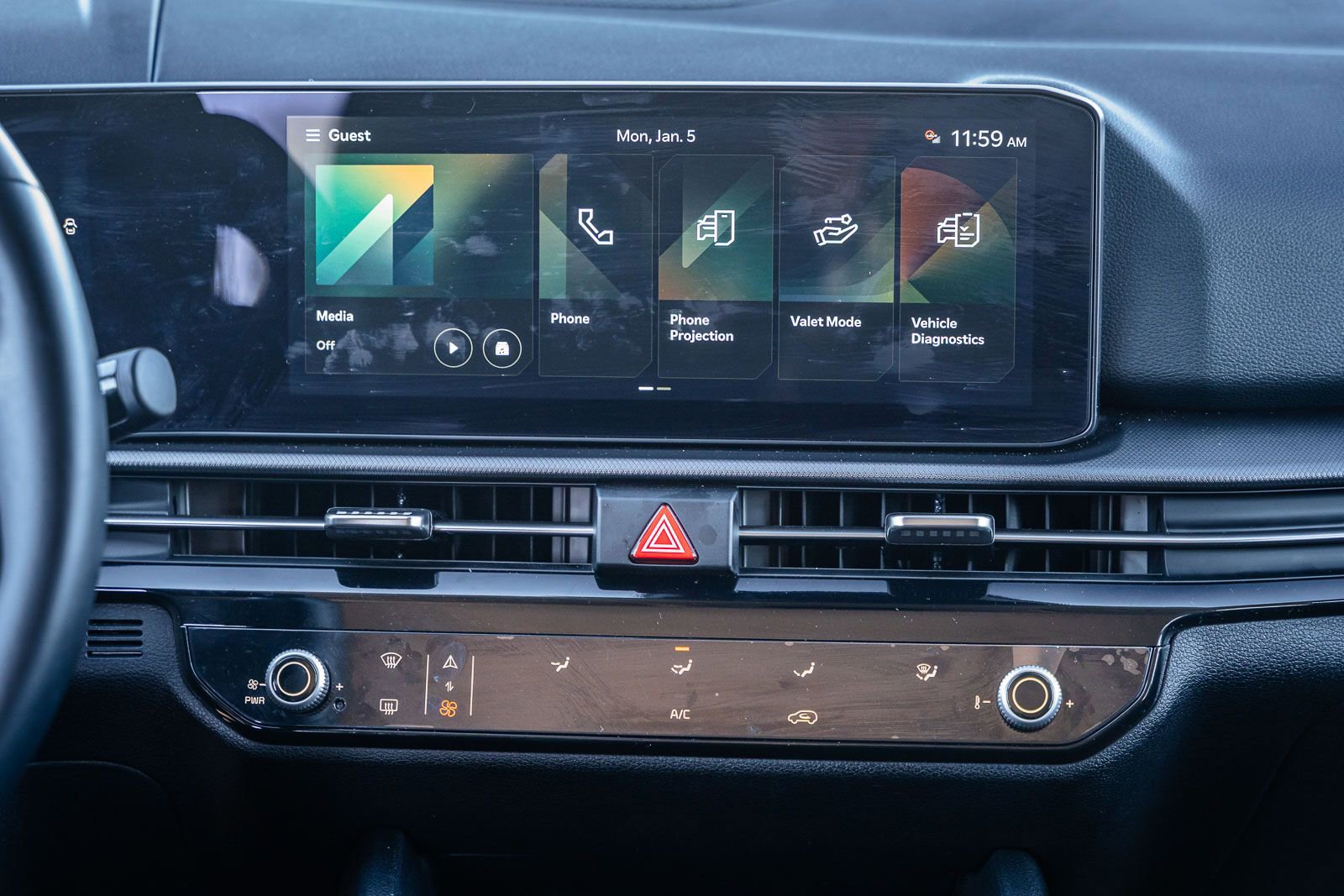 Used 2026 Kia Sportage LX w/ LX Convenience Package image 28