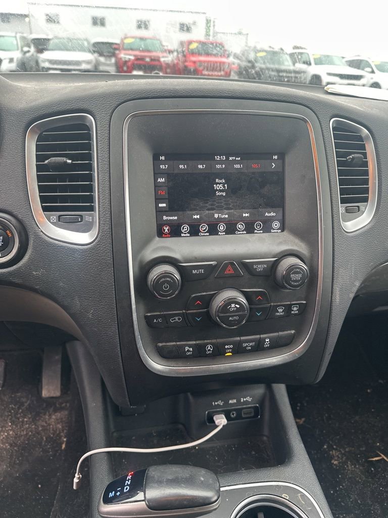 Used 2019 Dodge Durango SXT image 11