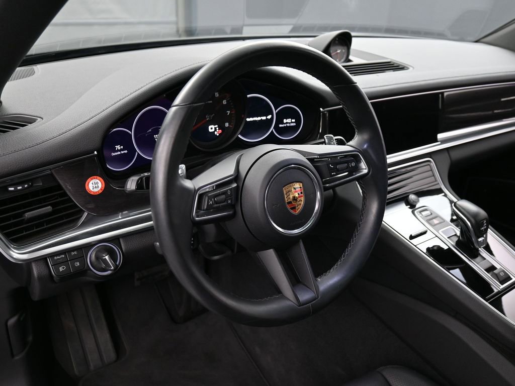 Certified 2023 Porsche Panamera 4 Platinum Edition image 17