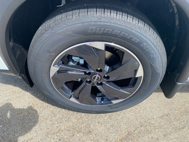 New 2026 Nissan Rogue SV image 10