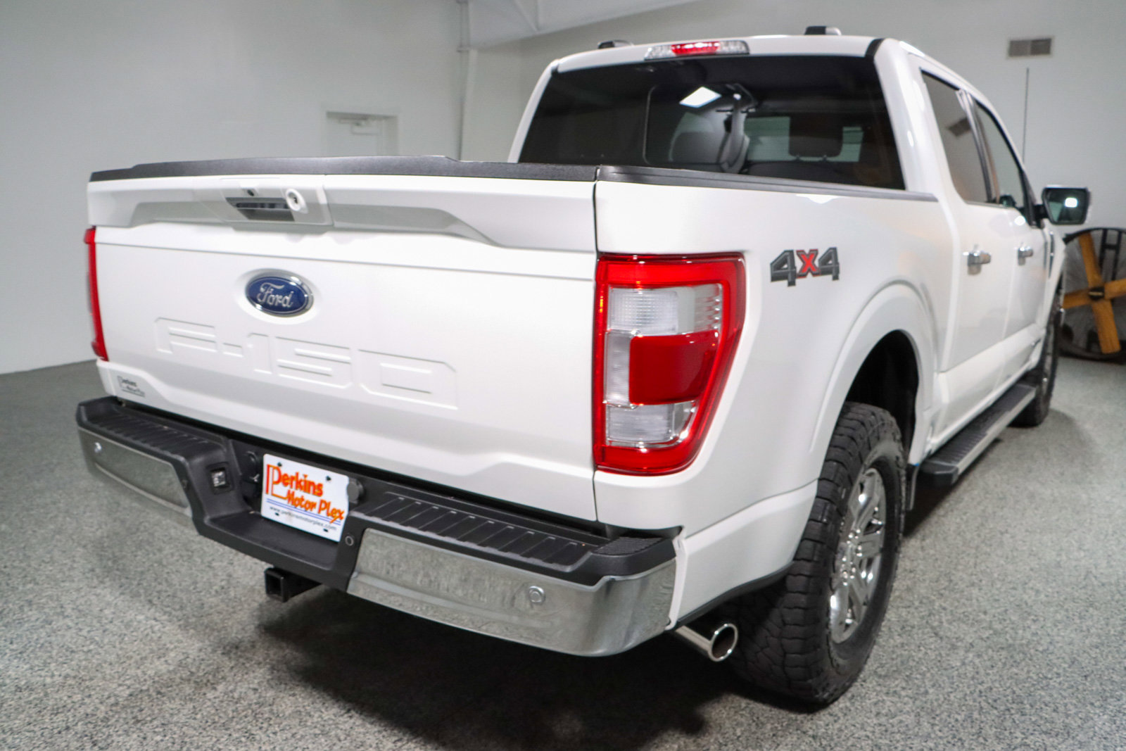 Used 2023 Ford F150 Lariat image 7