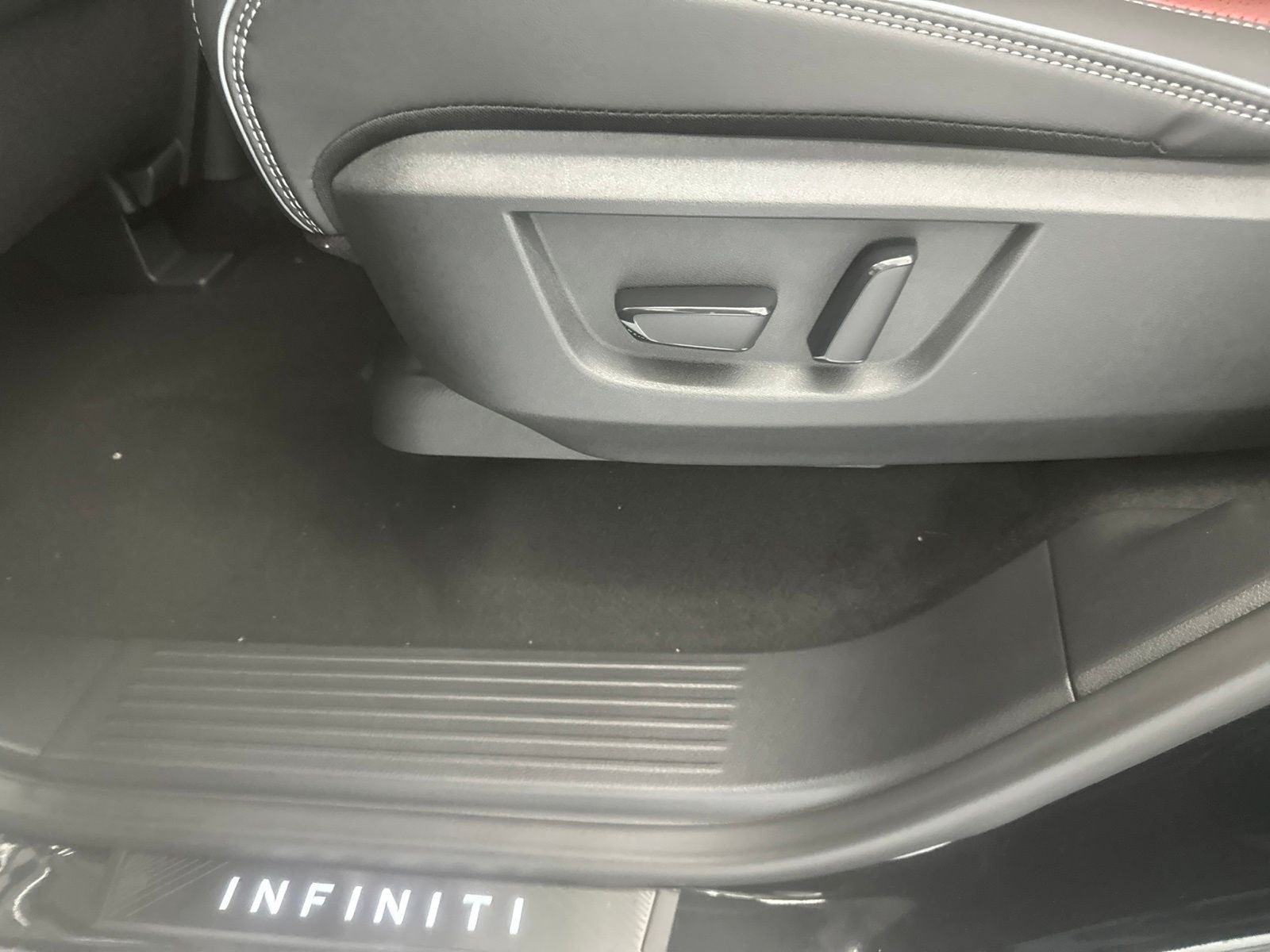 New 2027 INFINITI QX80 Autograph w/ Premium Cargo Package AWD/4WD image 23