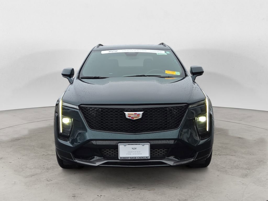 Certified 2024 Cadillac XT4 Sport w/ Cold Weather Package image 9