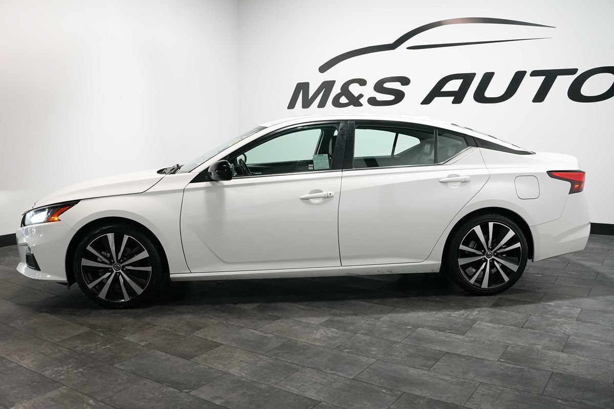 Used 2022 Nissan Altima 2.5 SR FWD image 3