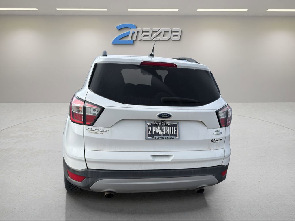 Used 2018 Ford Escape SE image 5