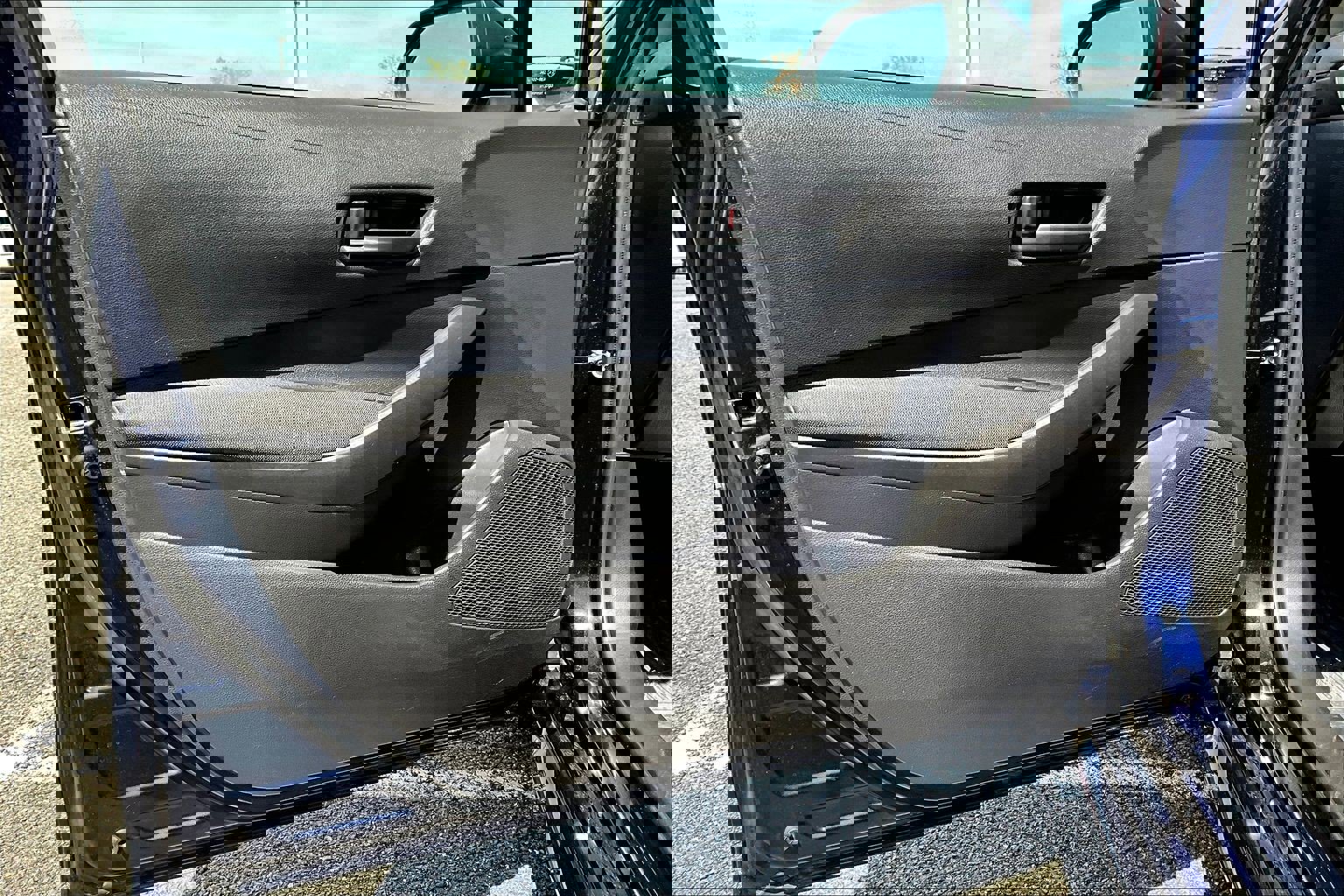 Used 2022 Toyota Corolla LE image 21