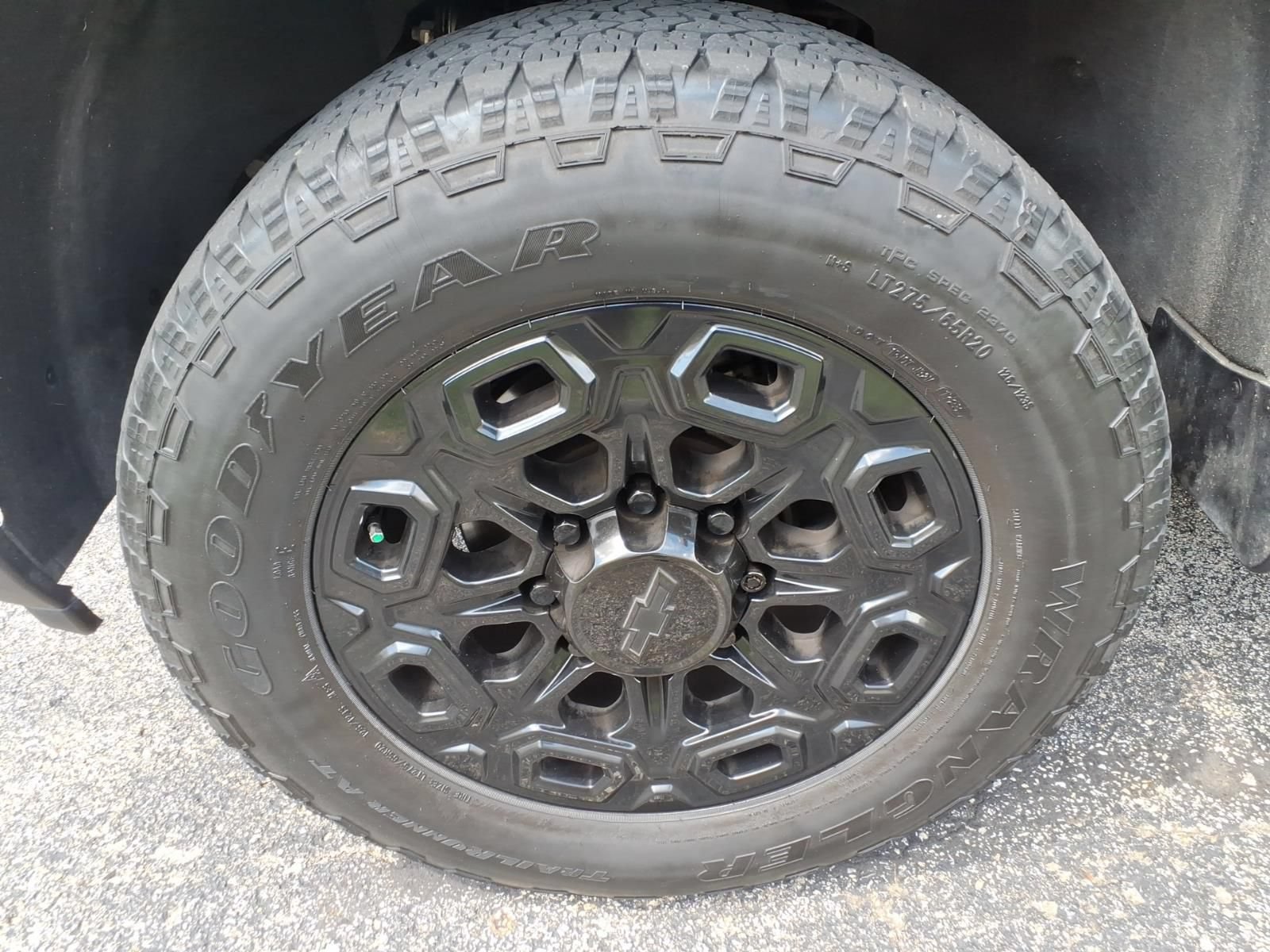 Used 2024 Chevrolet Silverado 3500 High Country w/ High Country Premium Package AWD/4WD image 13