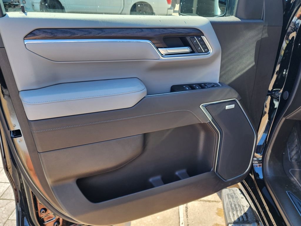 New 2026 GMC Sierra 1500 SLT w/ SLT Premium Plus Package image 14
