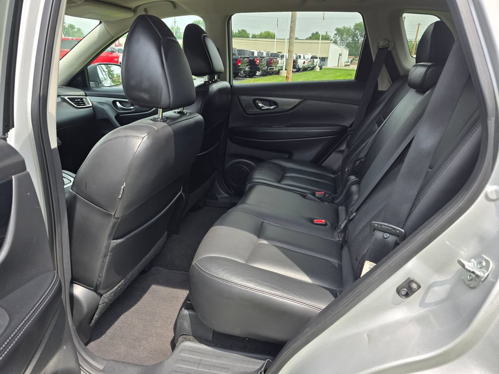 Used 2015 Nissan Rogue SL w/ SL Premium Package AWD/4WD image 10