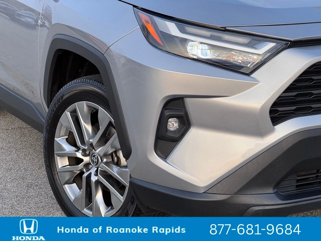 Used 2023 Toyota RAV4 XLE Premium image 36
