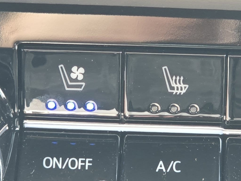 New 2026 Chevrolet Equinox RS AWD/4WD image 7