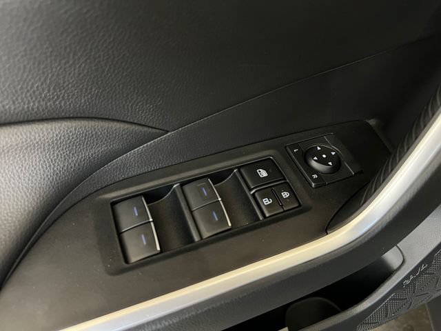 Used 2022 Toyota RAV4 XLE w/ Convenience Package AWD/4WD image 33