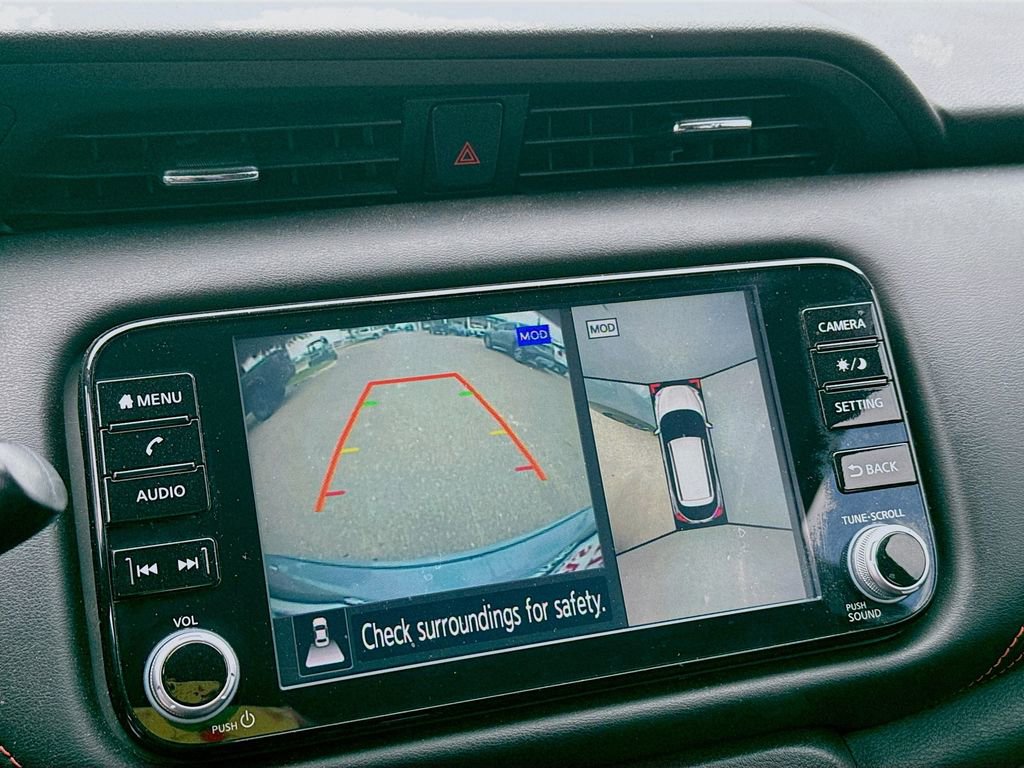 Used 2021 Nissan Kicks SR w/ Interior Electronics Package FWD image 15