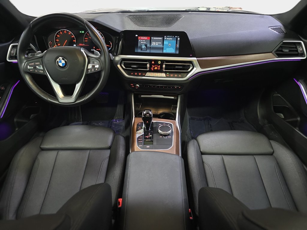 Used 2020 BMW 330i Sedan w/ Convenience Package RWD image 12