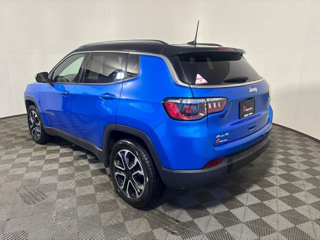 Used 2024 Jeep Compass Limited AWD/4WD image 4