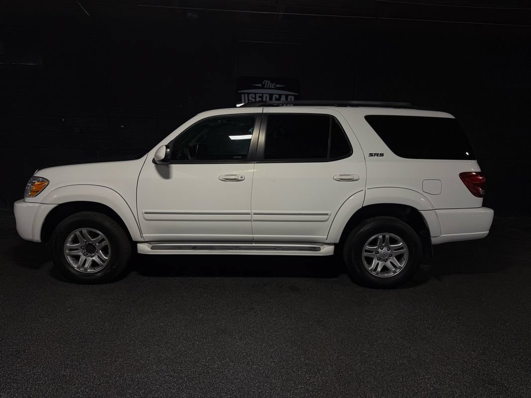 Used 2007 Toyota Sequoia SR5 AWD/4WD image 2