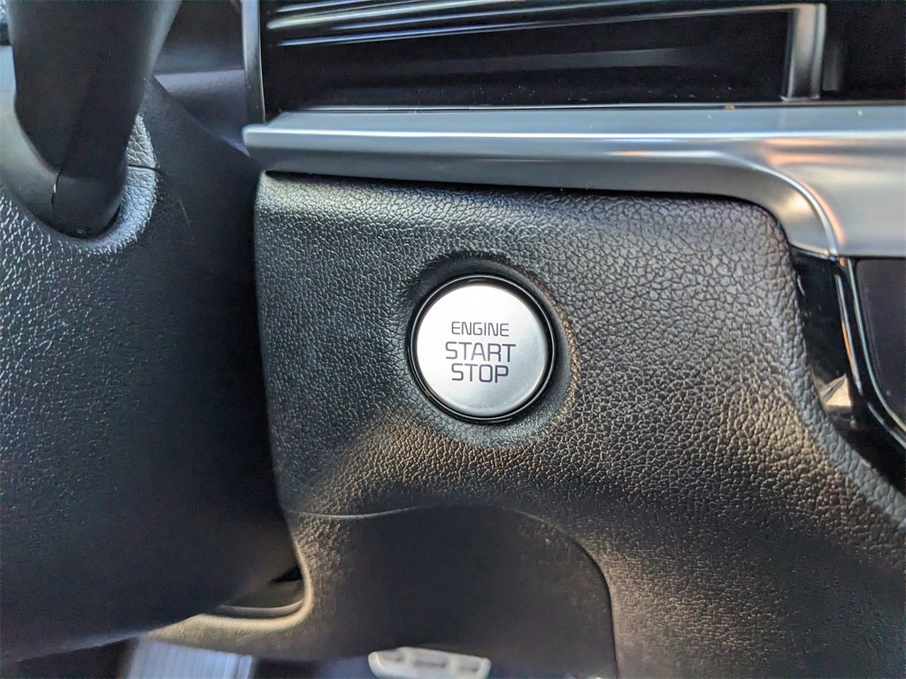 Certified 2024 Kia Sorento SX image 30